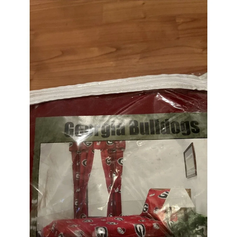 Georgia Bulldogs Futon Cover - Full Size fits 6 and 8 inch mats Multicolor